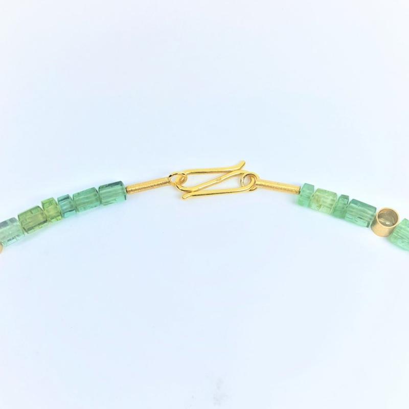 Collier en tourmaline et or jaune 18kt. Pièce unique.