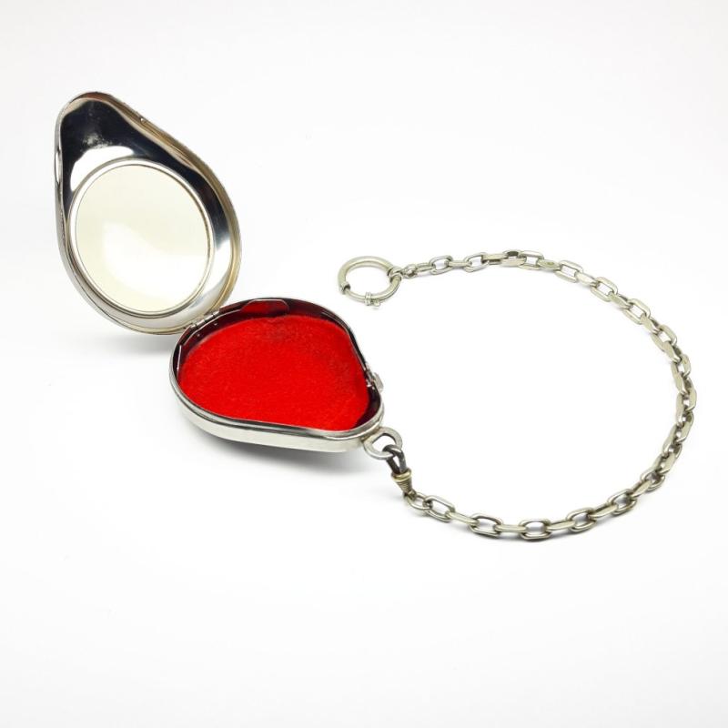 Capsule de protection pour montre de poche, vintage.