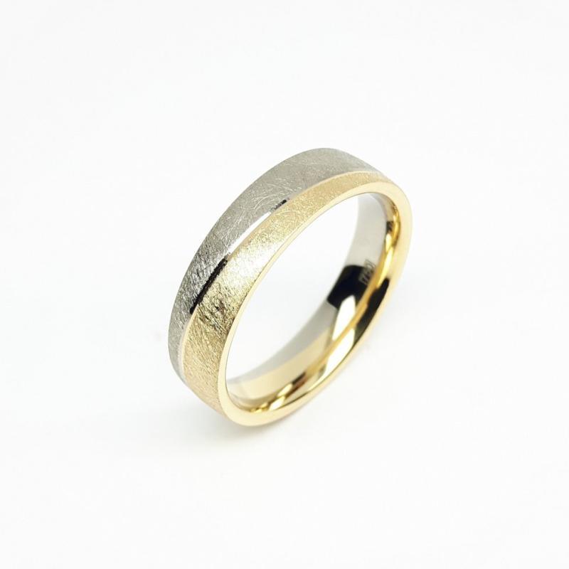 Bague en or blanc et jaune 18kt.