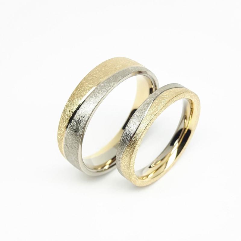 Bague en or blanc et jaune 18kt.