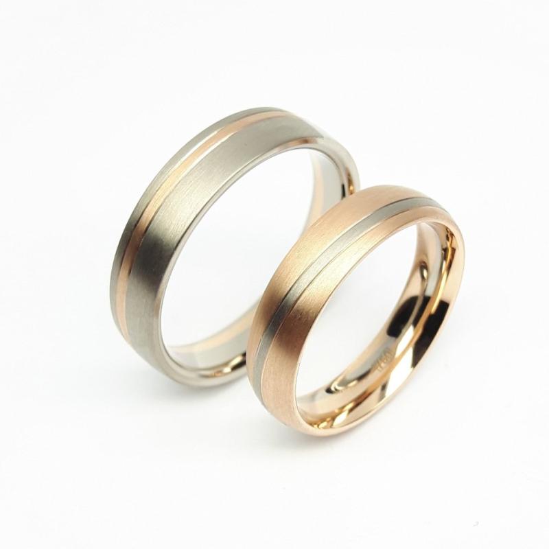 Bague en or rouge et blanc 18kt.