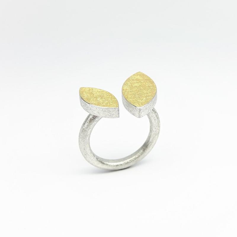Bague en argent 925/- et or fin.