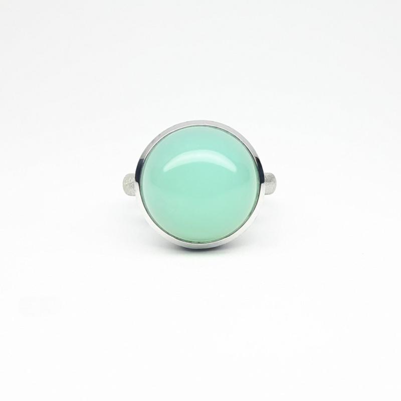 Bague en or blanc 18kt avec 1 opale des andes ø14,9mm 10,82ct cabochon