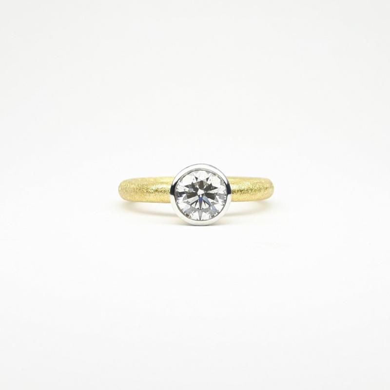 Bague en or jaune/blanc 18kt et diamant 1,17ct.