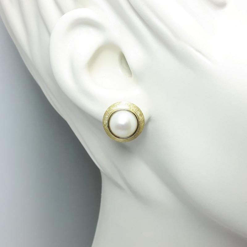Boucles d'oreilles en or jaune 18kt et perles de culture d'eau douce Ø10.5-11mm