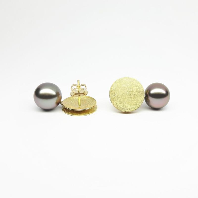 Boucles d'oreilles en or jaune 18kt perles de Tahiti Ø12mm.