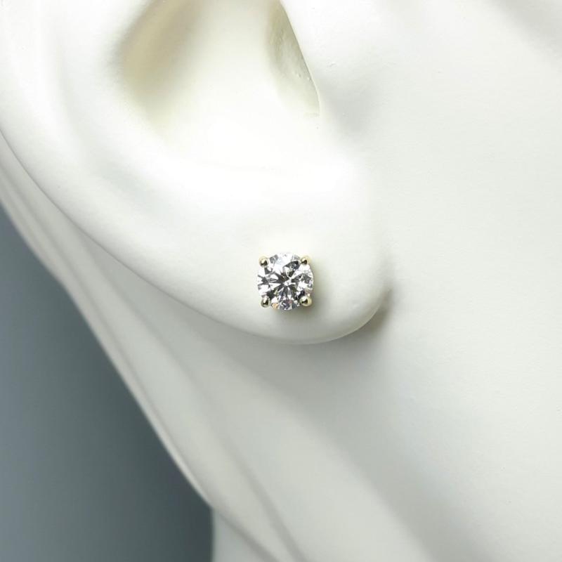 Boucles d'oreilles en or jaune 18kt et brillants à 1,00ct total.