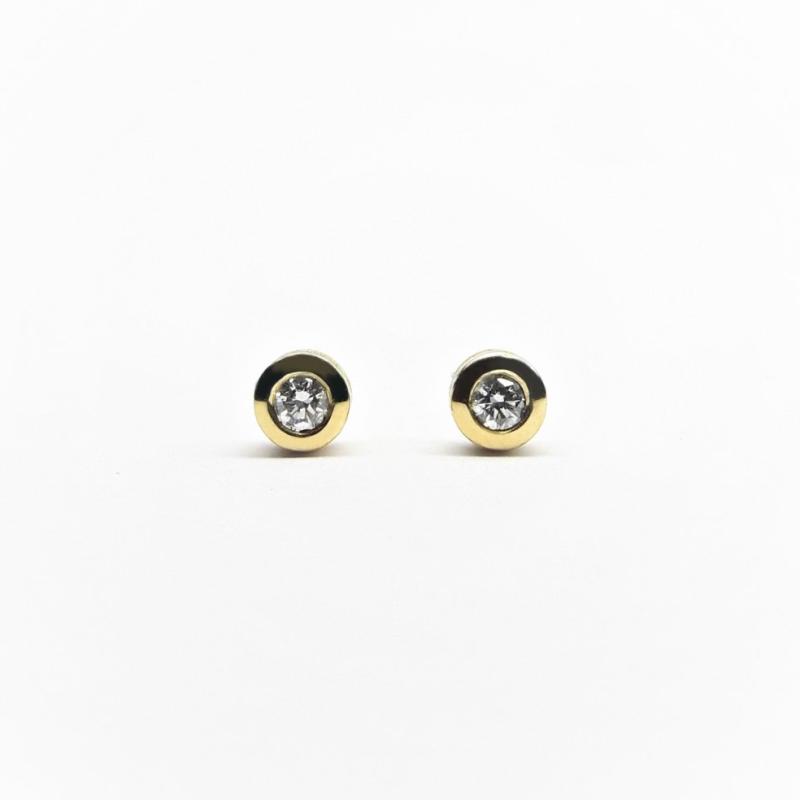 Boucles d'oreilles en or jaune 18kt et diamants Ø3,4mm 0,30ct tot.